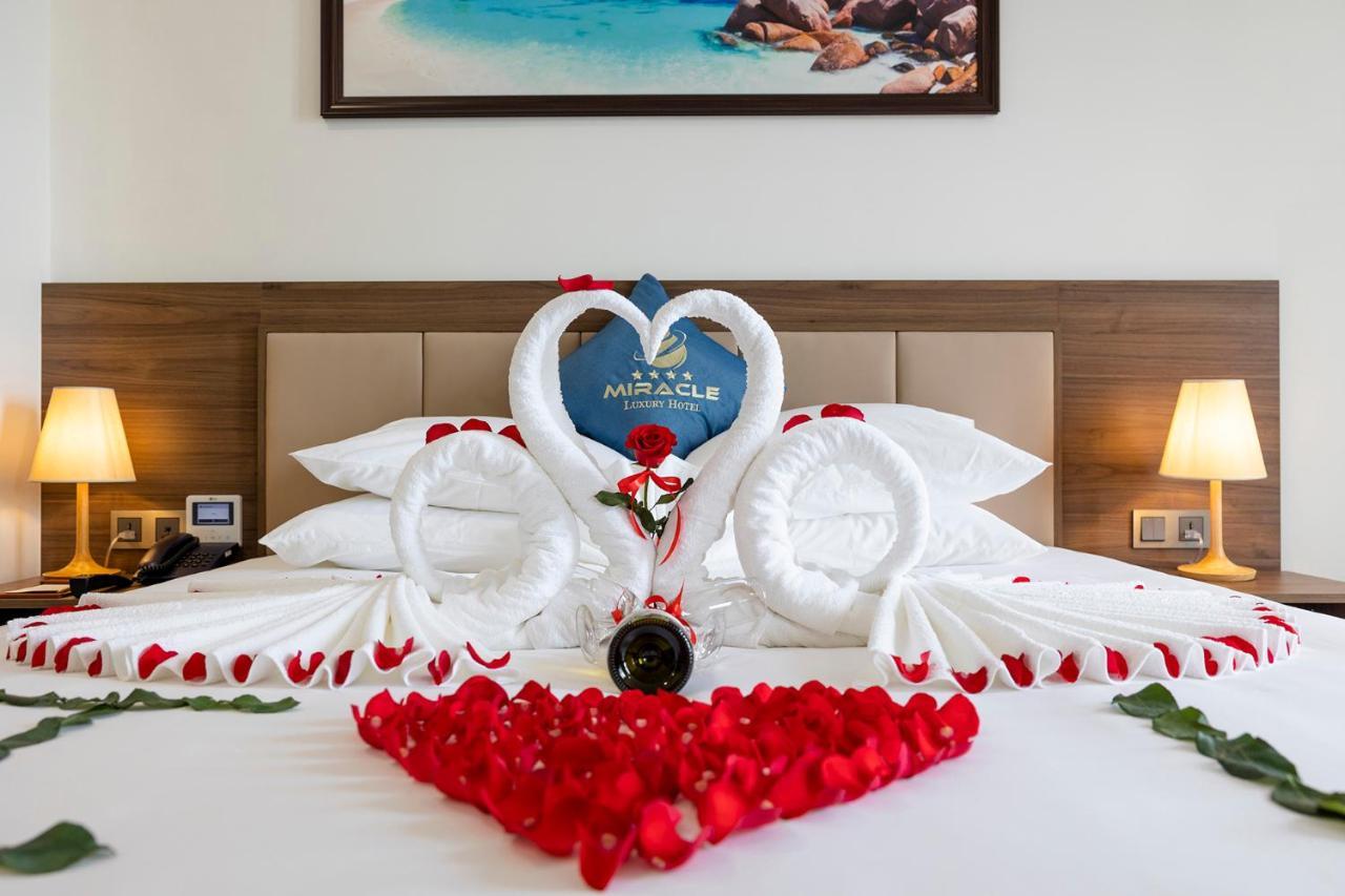 Miracle Luxury Nha Trang Hotel Kültér fotó