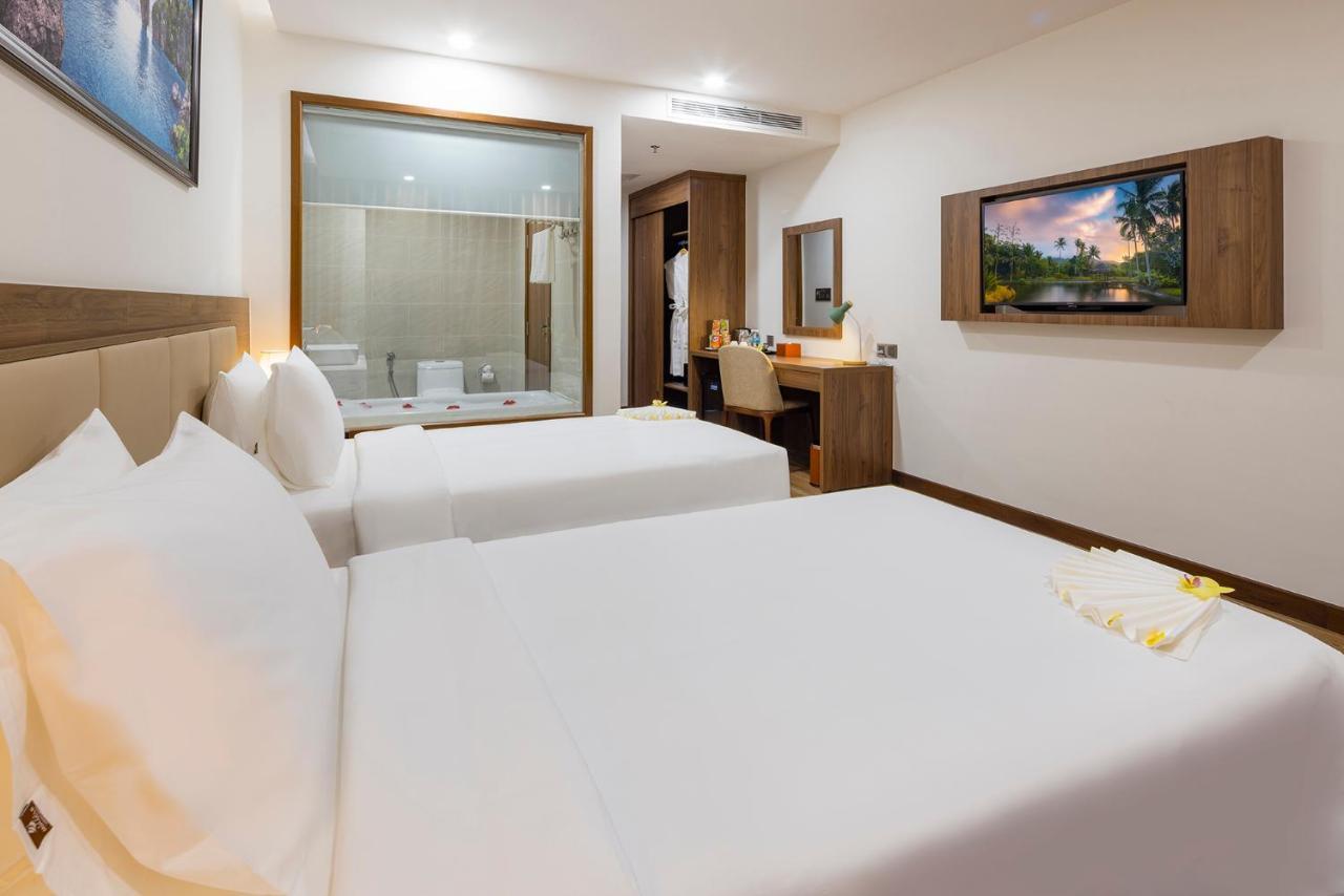 Miracle Luxury Nha Trang Hotel Kültér fotó