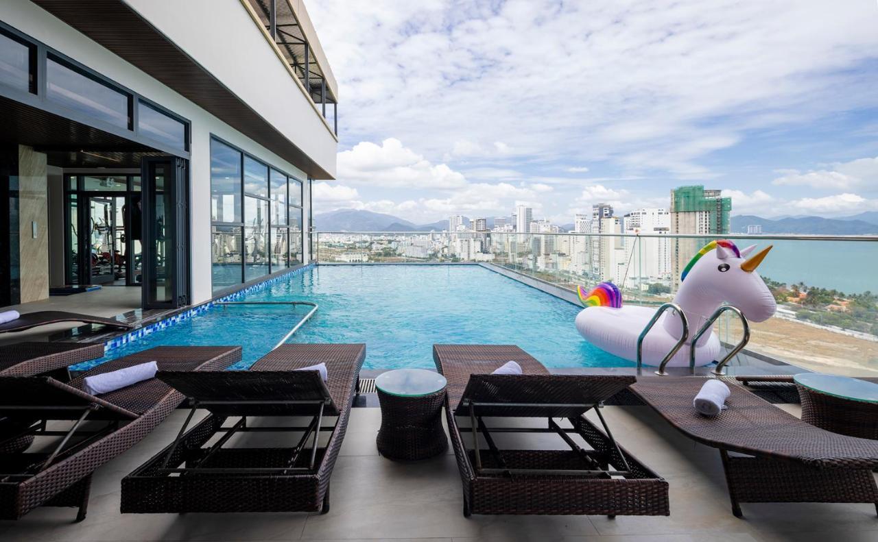 Miracle Luxury Nha Trang Hotel Kültér fotó