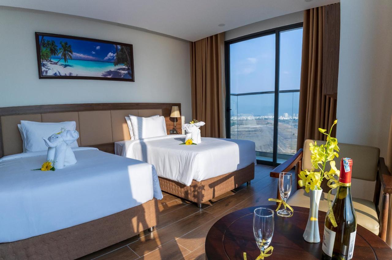 Miracle Luxury Nha Trang Hotel Kültér fotó