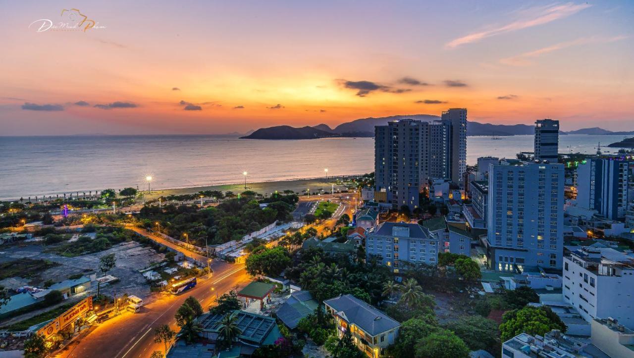 Miracle Luxury Nha Trang Hotel Kültér fotó