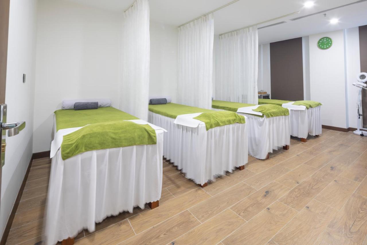 Miracle Luxury Nha Trang Hotel Kültér fotó