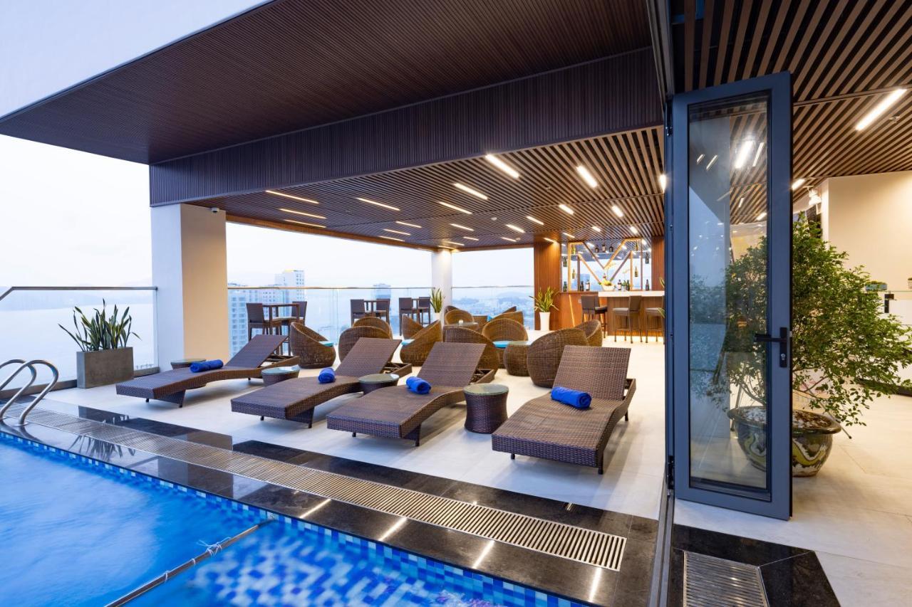 Miracle Luxury Nha Trang Hotel Kültér fotó